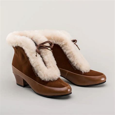 Women's Retro Style Red Fur-Lined Ankle Boots with Block Heel - Perfect ...