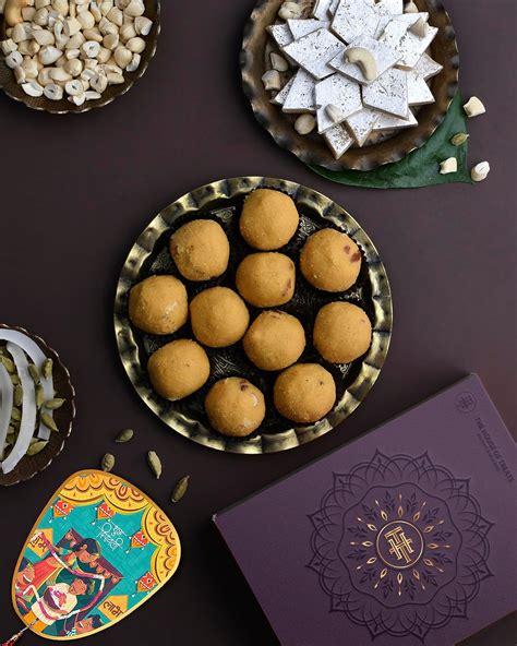 Hyperfoods Diwali Sweets Box Diwali Sweets Gift Hamper Diwali Gifts ...
