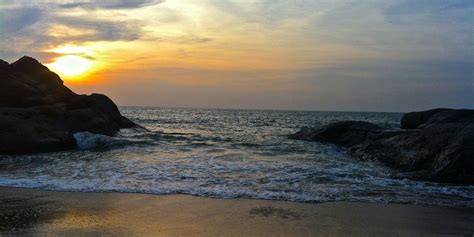 Manipal Local People 的图像结果