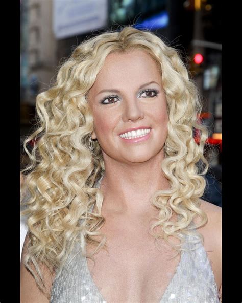 Photo : La statue de cire de Britney Spears est pour le moins ...