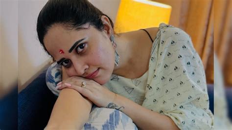 Anasuya: మేకప్ లేకుండా అనసూయ.. ట్రెండ్ అవుతున్న ఫొటోస్ | Anasuya ...