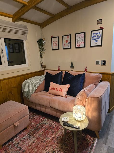 Shepherds Palace - Cwt y Bugail. Romantic retreat - Shepherd's huts (UK ...