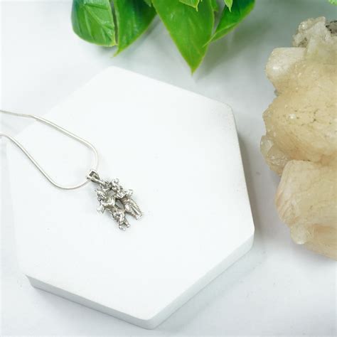 Krishna Silver Pendant : Radha Krishna – Love Rocks