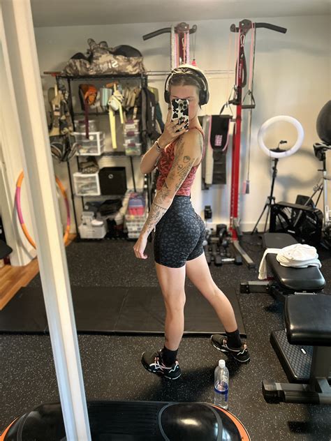 TW Pornstars - Riley Roscato. Twitter. invest in yourself!. 1:08 PM - 13 Oct 2022