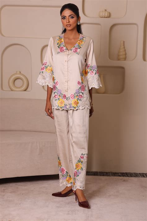 SATIN BLOSSOM CO-ORD SET – Gawrisha Threads