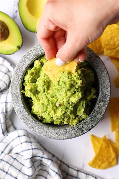 Best Guacamole Recipe - Eating Healthy Blog