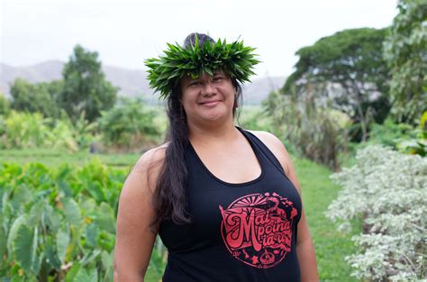 La Kuokoa Racerback Tank - Kaulumaika