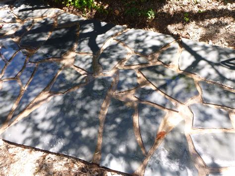 Making Stone Pavement 的图像结果