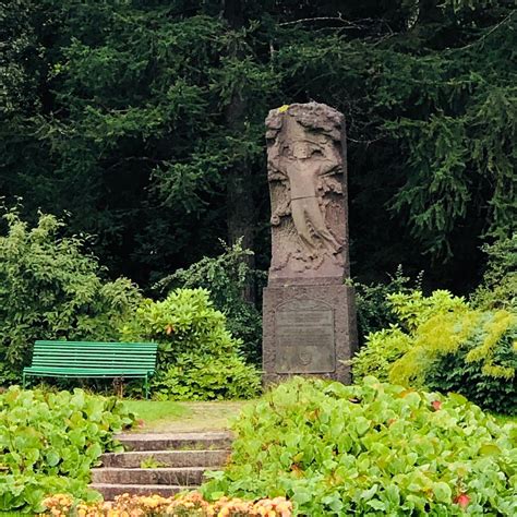 MONUMENT OVER FALNE FRA PANSERSKIPENE NORGE OG EIDSVOLD (2026) All You ...