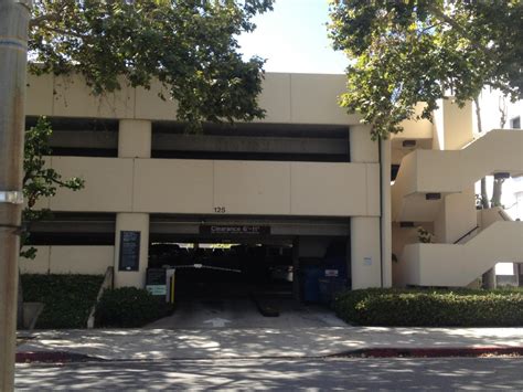 125 S Bedford Dr Garage - Parking in Beverly Hills | ParkMe