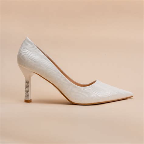 Simply Standout - White Pencil Heel Pumps – Forever Shoe Bazar
