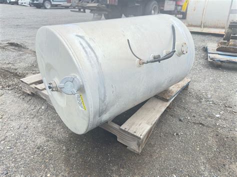 #12 50 gallon side mount fuel tank - A-Jacks Towing & Recovery | Tri ...