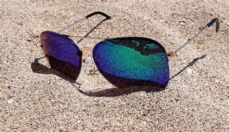 National Market in Gandhi Nagar Bangalore for street shopping - Budget ...