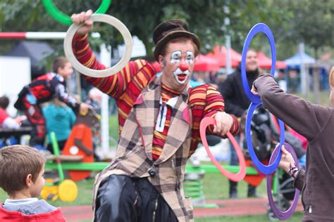 Initiation au Cirque enfants, ateliers decouverte, scolaires