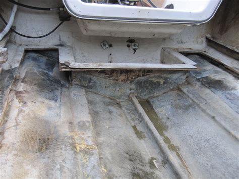 Boat Creator: Replacing Floor In Fiberglass Boat