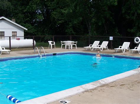 STAND ROCK CAMPGROUND (Wisconsin Dells) - Campground Reviews & Photos ...