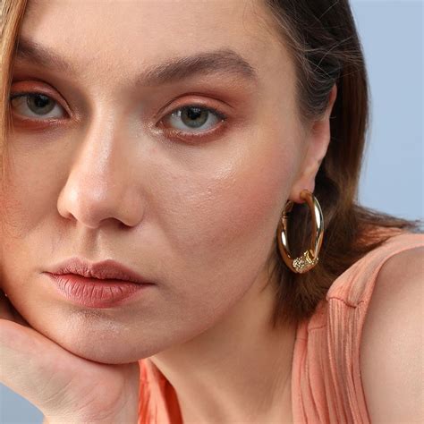 Buy SOHI Gold Plated Designer Party Hoop Earring for Women Online