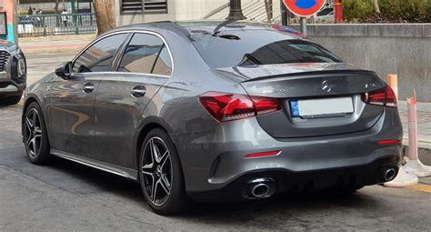File:Mercedes-AMG A35 4MATIC V177 Mountain Grey Metallic (5) (cropped).jpg - Wikimedia Commons