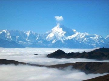 Amazing 5 Days 4 Nights Gangtok with Darjeeling Friends Tour Package ...