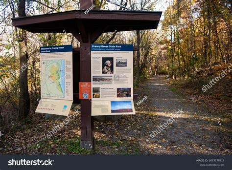 Plaque Stand: Over 1,165 Royalty-Free Licensable Stock Photos ...