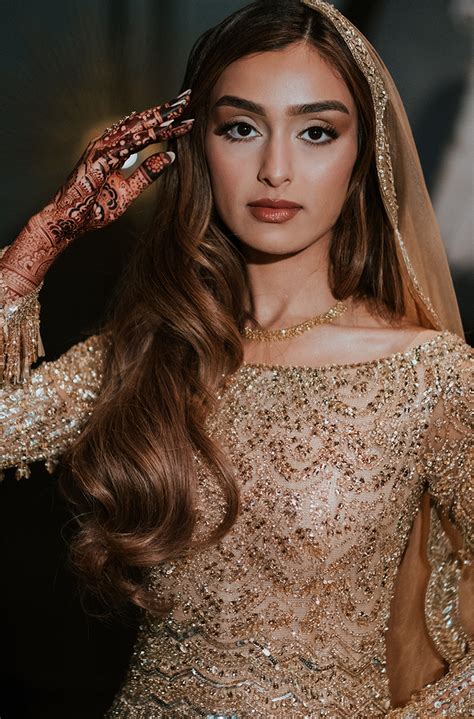 Bride: Sami Tanzeela in our Golden Mermaid Couture Set – Manish Malhotra