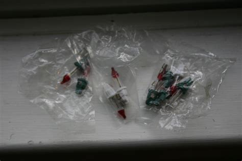 LED Christmas Light Repair 的图像结果