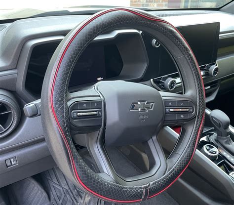 steering Wheel Cover | Chevy Colorado & GMC Canyon