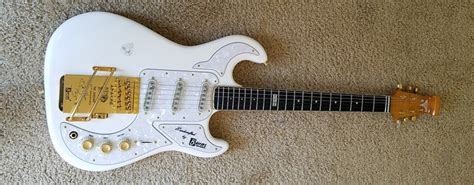 Apache Tutorial Guitar 的图像结果