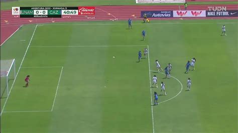 ¡La intenta de tres dedos! Cañonazo de Karla Riley que se va arriba ...