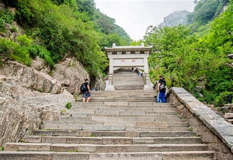 泰山有个最险的景观，1633级石阶让游客望而生畏|南天门|升仙坊|泰山_新浪新闻