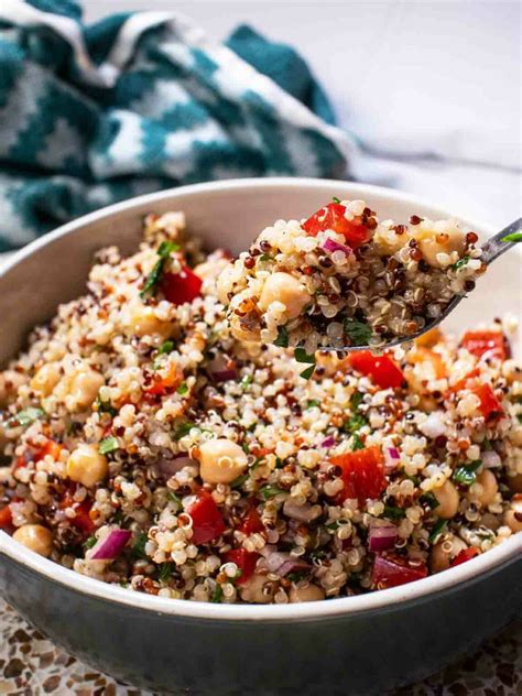 Quinoa Salad with Chickpeas » Joyful Dumplings Vegan Recipes