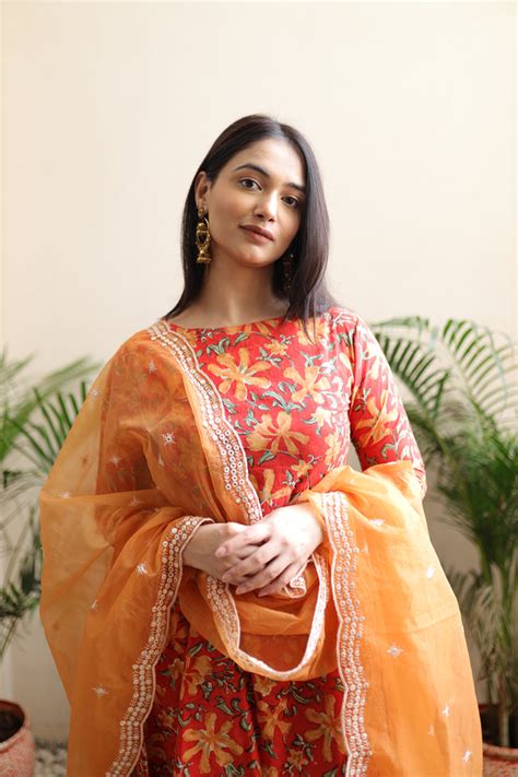 Laal Floral Anarkali Set for Women | Bandhej Cotton – Kahva Jaipur