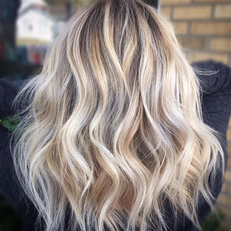 partial vs full highlights blonde - waypointhairstyles