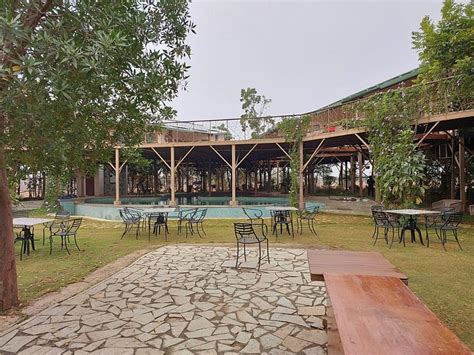 Tadoba Jungle Camp - Jungle Camps India Pool: Pictures & Reviews ...