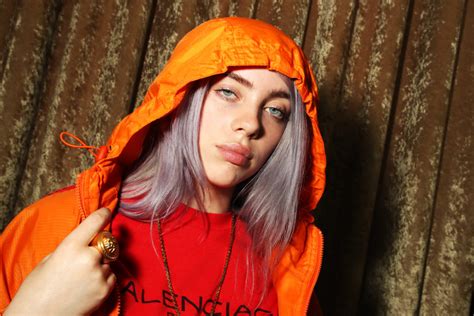 Billie Eilish Slams Fans Who Unfollowed Her After She Posts A Picture ...