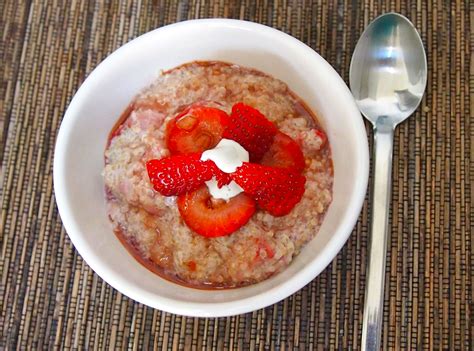 Strawberries & Cream Quinoa Porridge