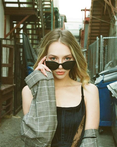 Ree Marie Bio Age, Career, Net Worth, Height, Education