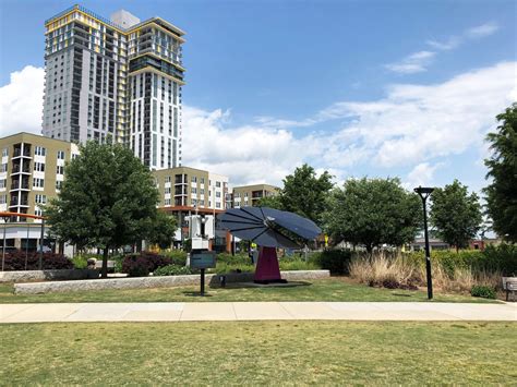 First Ward Park Combines Air and Sun with Smartflower | AltEnergyMag