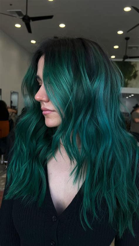 Green hairstyle ideas for green hair color – Artofit