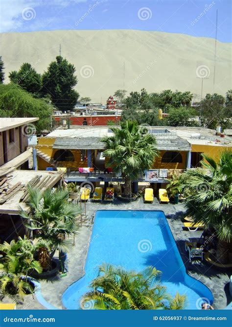 Oasis in the sand dunes editorial photography. Image of distant - 62056937