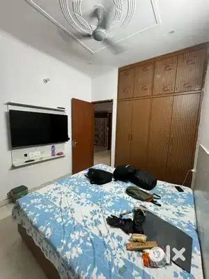 Near by pari chowk alpha beta Gamma delta house rent available - For ...