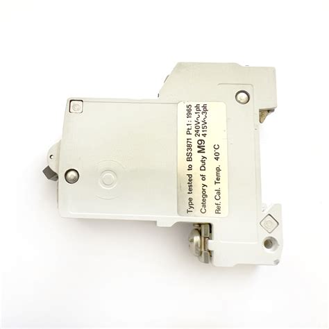 MCB's: Proteus 910/3 M9 10A 10 Amp MCB Circuit Breaker Type 3