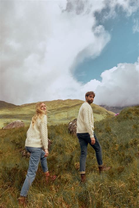 Inisheer Aran Wool Mens Sweater | Cream | Aran Woollen Mills