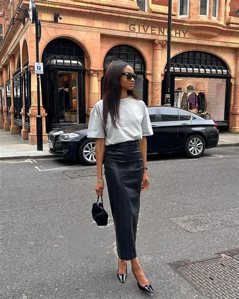 Business Casual 的图像结果