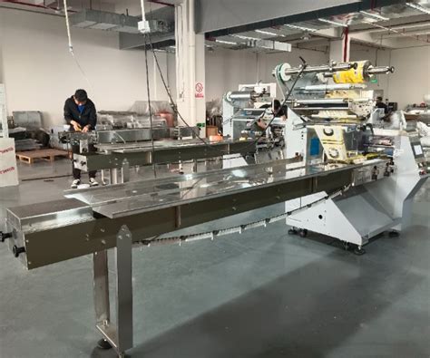 Down Paper Flow Pack Machine 的图像结果