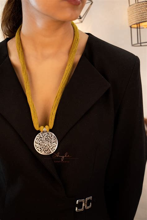 Mizoya Two Way Chitai Embossed Dori Necklace