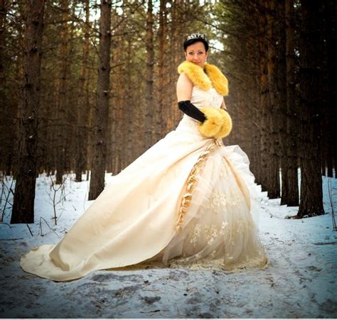 Winter Wedding Gowns With Coats