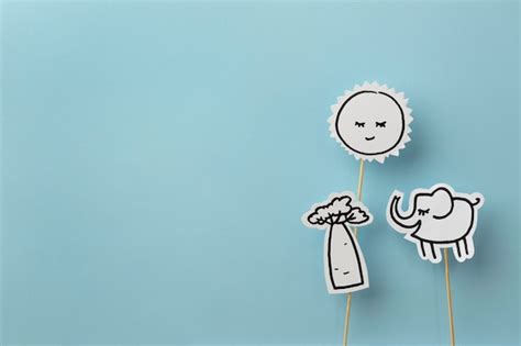 Paper Puppet Show 的图像结果