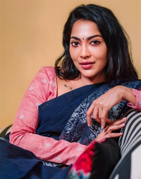 Dark Blue Soft Lichi Silk Saree Weaving Work – Sareewave