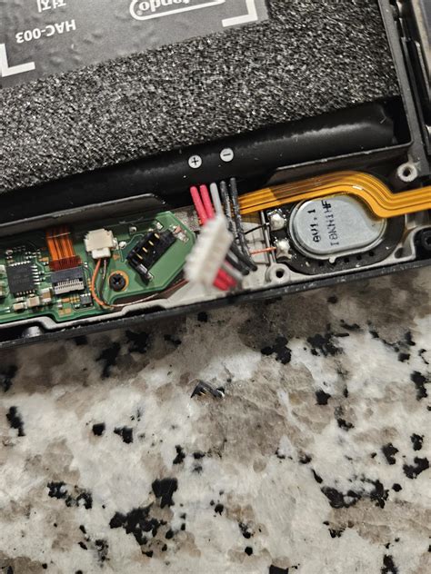 Broken one of the Nintendo switch battery wiring, am I fxxked? : r/ifixit